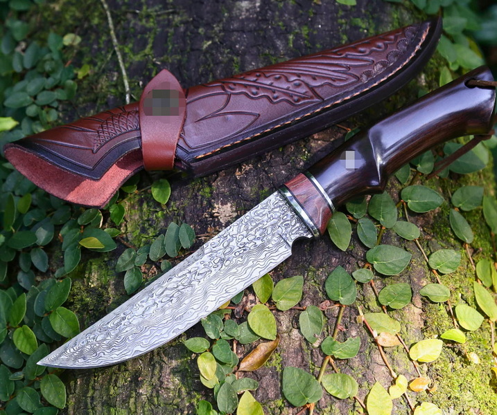 Sharp Damascus Knives For Adventure Use