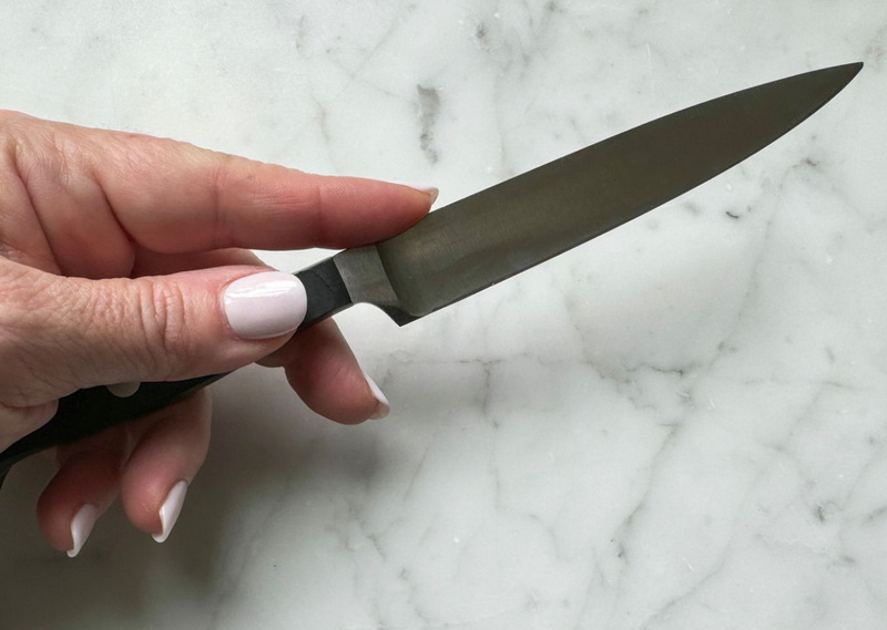 What Makes A Good Paring Knife Essential Features Explained.jpg