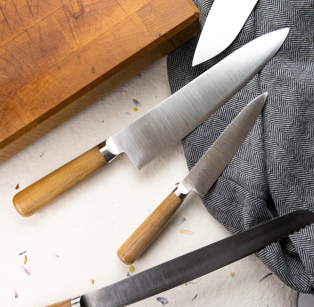 Essential Knives For Home Cooks