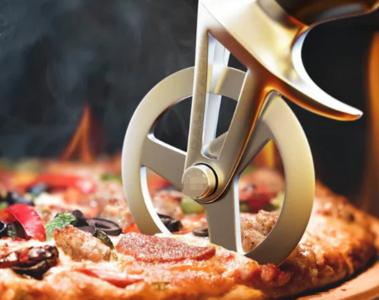 Choosing the Best Pizza Cutter for Seamless Slicing