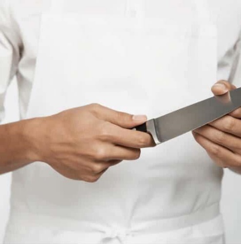 How to Carry a Kitchen Knife2