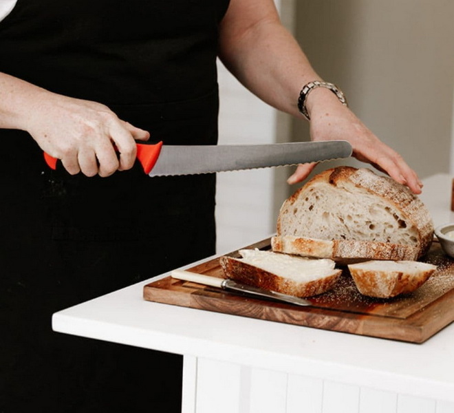 Bread Knife for Delicate Crusts Bread Knife for Delicate Crusts