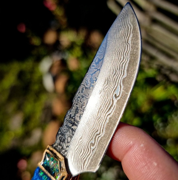 Hand Forged Damascus Knife Quality