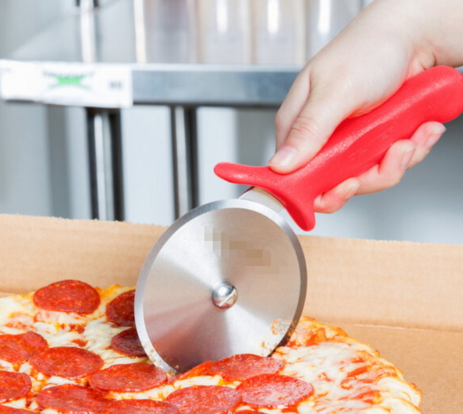 Tips for Safe Storage of Pizza Cutters Tips for Safe Storage of Pizza Cutters
