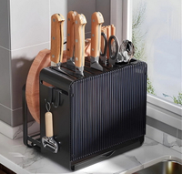 //irrorwxhopolln5m.ldycdn.com/cloud/lmBpjKlilqSRklilkqrqko/What-Is-A-Universal-Knife-Block-And-Should-You-Get-One.jpg