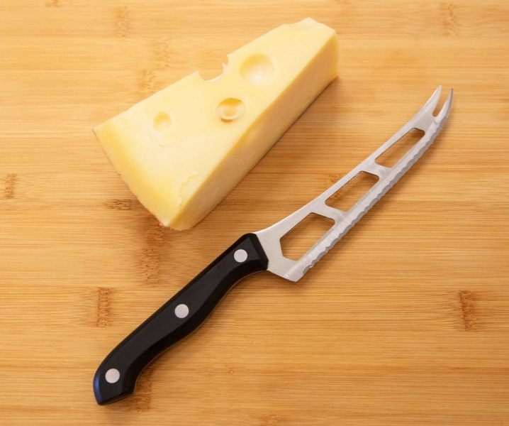 Top Features To Look for When Buying A Cheese Knife.jpg