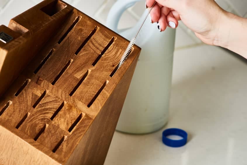 How to Clean a Knife Block2.jpg
