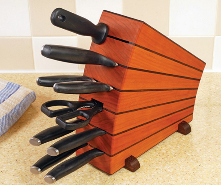 Functional Knife Block Organization