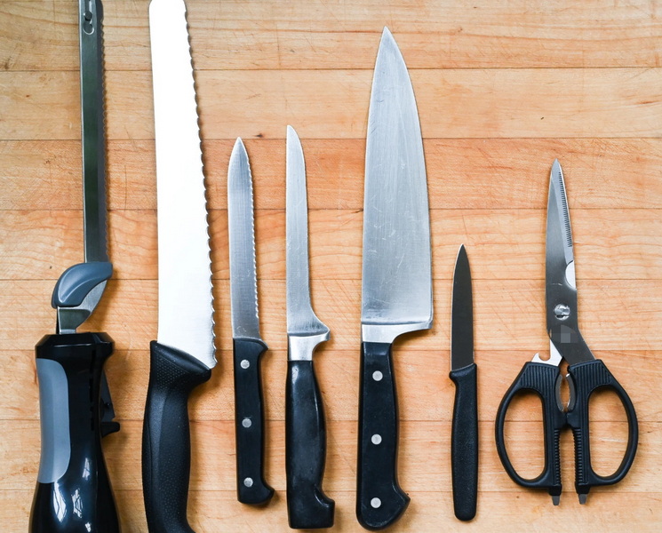 How to Choose the Right Knife Set for Your Restaurant or Catering Business