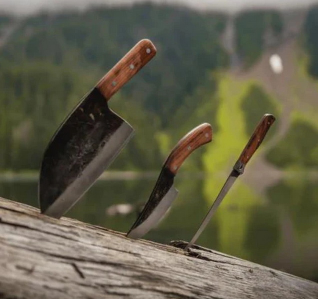 Knife Set For Barbecue Lovers