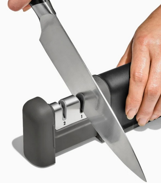 Effective Ways To Sharpen And Store Chef Knives