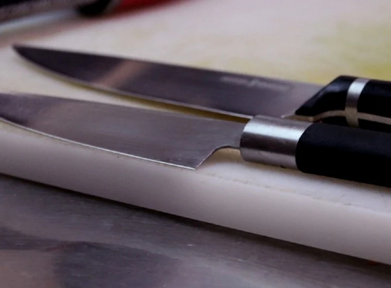 Knife Material Guide For Professional Use