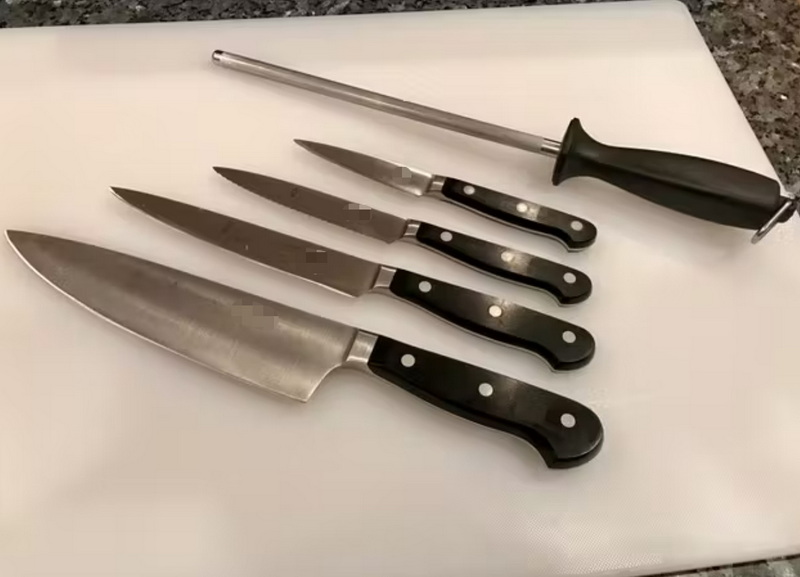 Why Choose A Professional Butcher Knife