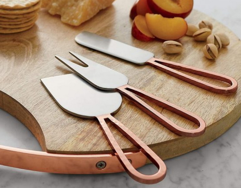 Top Cheese Knife Trends in The Culinary Industry.jpg