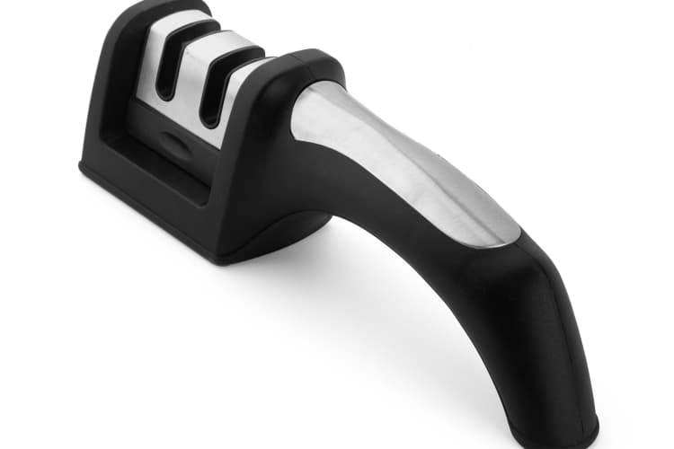 How to Use Knife Sharpener in Knife Block1