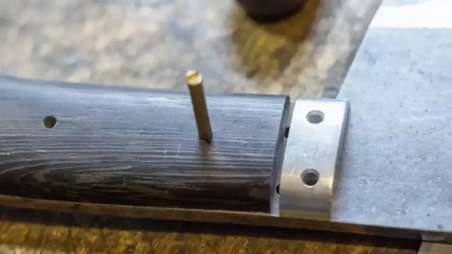 how to remove a handle from a kitchen knife1