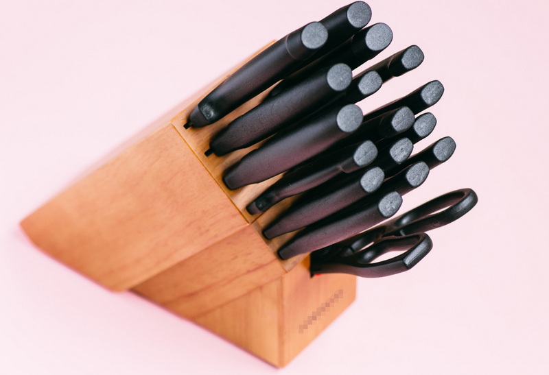 Single Knives Vs Knife Set Comparison