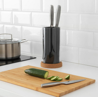 //irrorwxhopolln5m.ldycdn.com/cloud/lqBpjKlilqSRklilnqijko/Knife-Block-Storage-Ideas-for-Small-And-Modern-Kitchens.jpg