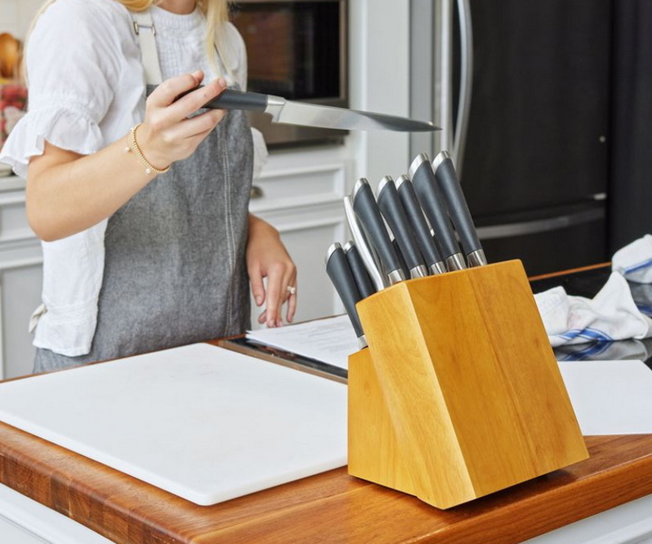 Top Trends in Knife Block Design for 2025.jpg