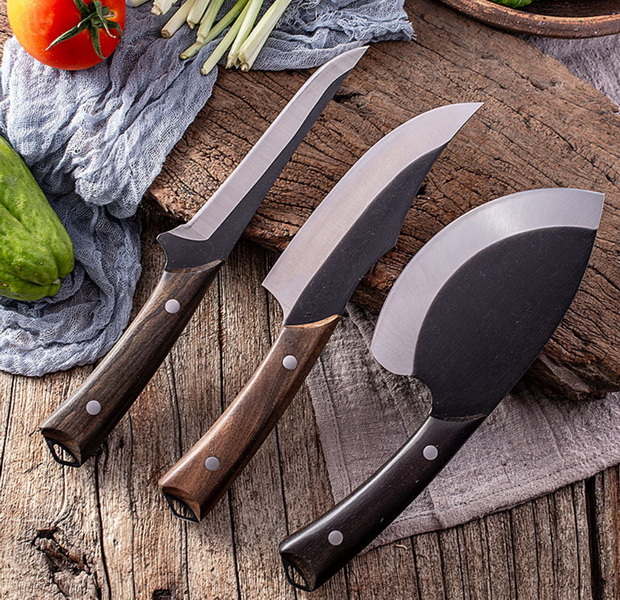 Brand Growth With Custom Knife Orders