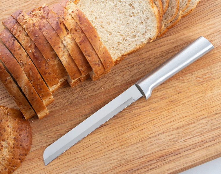 Evaluating the Best Bread Knives Evaluating the Best Bread Knives