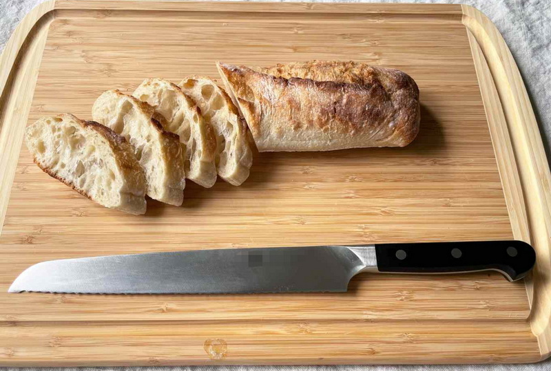Choosing the Right Knife for Bread Choosing the Right Knife for Bread