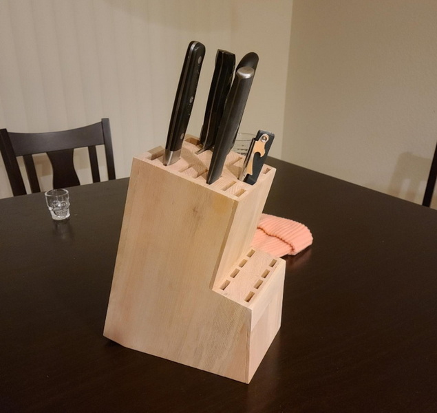 Functional And Decorative Knife Block