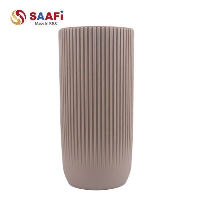 Modern Vertical Knife Block – Space-Saving Knife Holder with Anti-Slip Base And Sleek Ribbed Design
