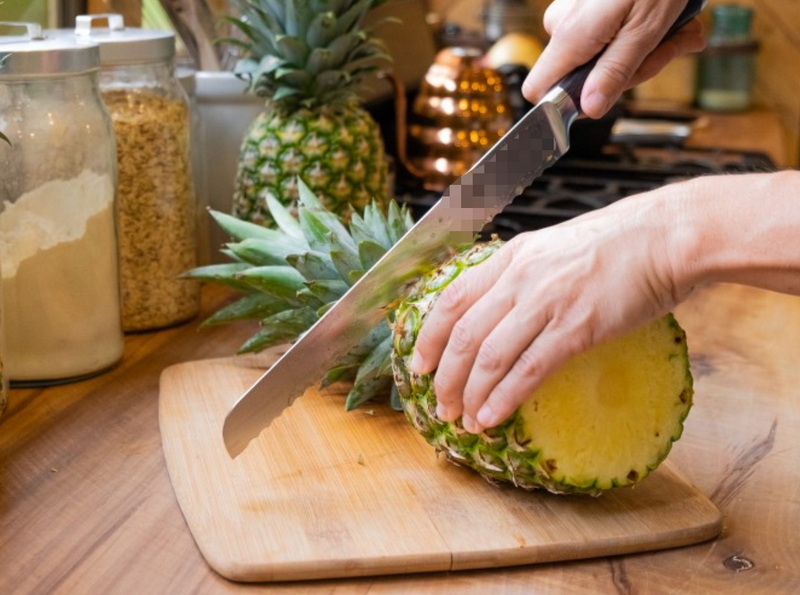 Which Bread Knife Design Is Best for Control Which Bread Knife Design Is Best for Control