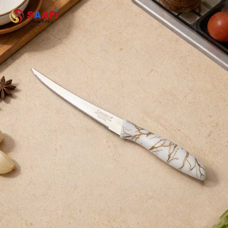 Curved Small Utility Knife with Plastic Handle | Blister Card Packaging